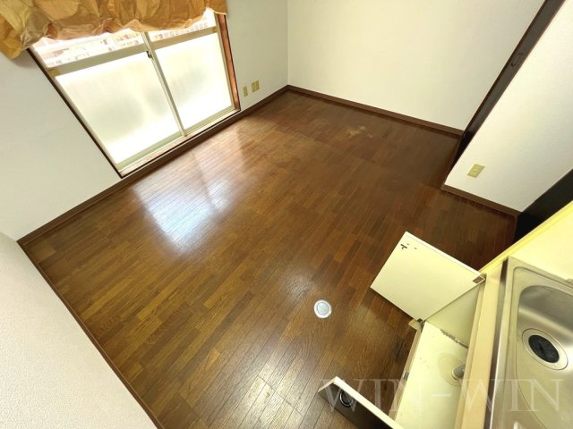 メゾンハクゴの居間・リビング