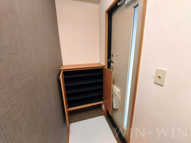 ウエストコート川崎の玄関