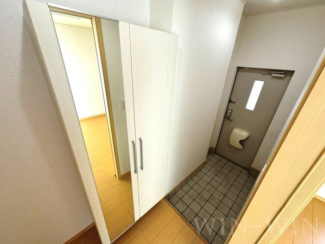 ブライトの玄関