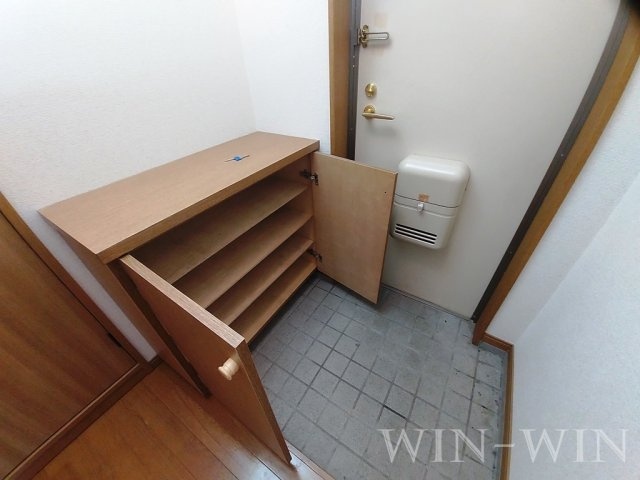 ヴェルデ・ジャルディーノ Aの玄関