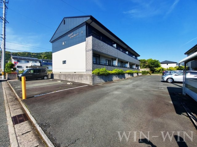 ヴェルデ・ジャルディーノ Aの駐車場