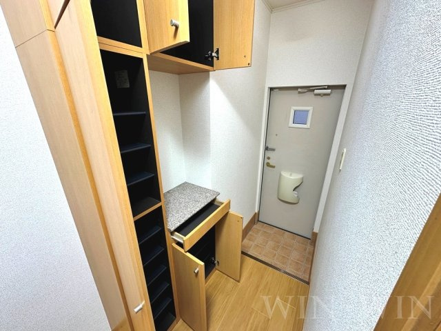 パーク・イースト Ⅱの玄関