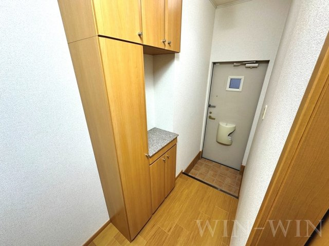 パーク・イースト Ⅱの玄関