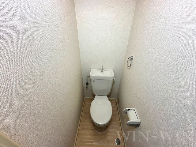 ホワイトタウン寺前のトイレ