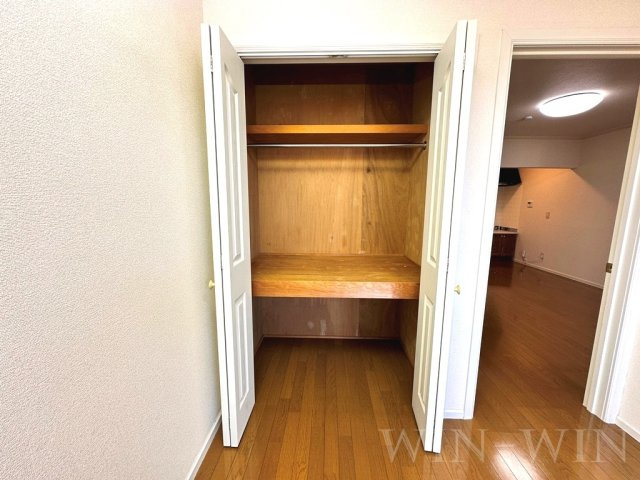 ホワイトタウン寺前の収納