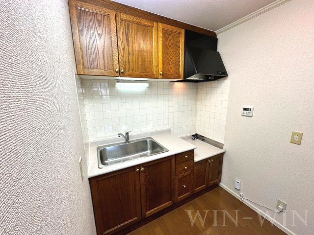 ホワイトタウン寺前のキッチン