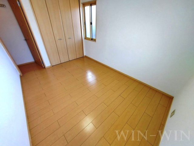 リビングタウン下地 Fの寝室|イメージ（同建物内別部屋の写真です）