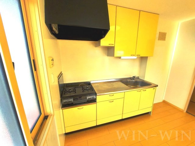 リビングタウン下地 Fのキッチン|イメージ（同建物内別部屋の写真です）