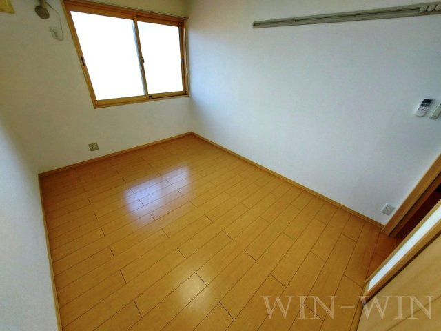 リビングタウン下地 Fの寝室|イメージ（同建物内別部屋の写真です）