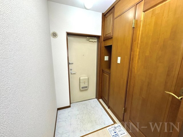 シャンテ豊橋の玄関