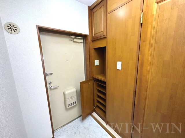 シャンテ豊橋の玄関