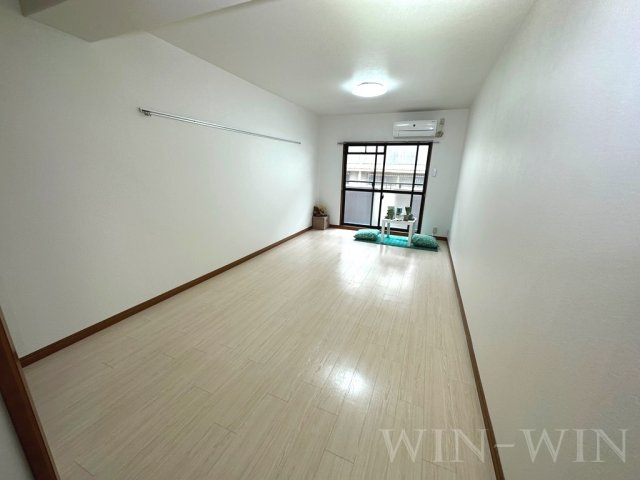 シャンテ豊橋の居間・リビング