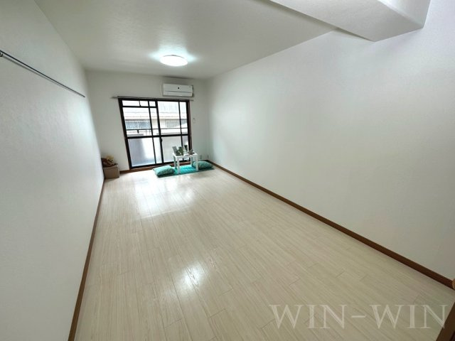 シャンテ豊橋の居間・リビング