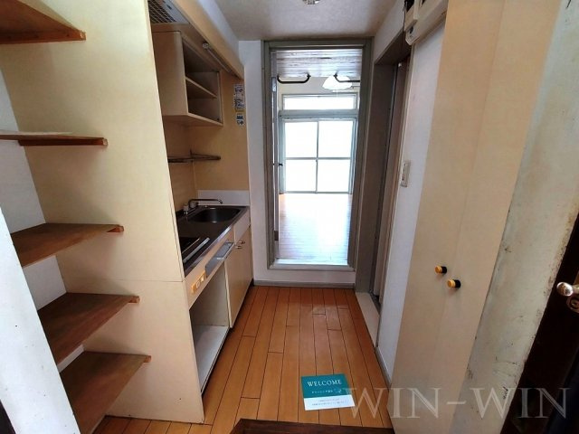 ペアパレス東田の玄関