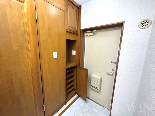 シャンテ豊橋の玄関