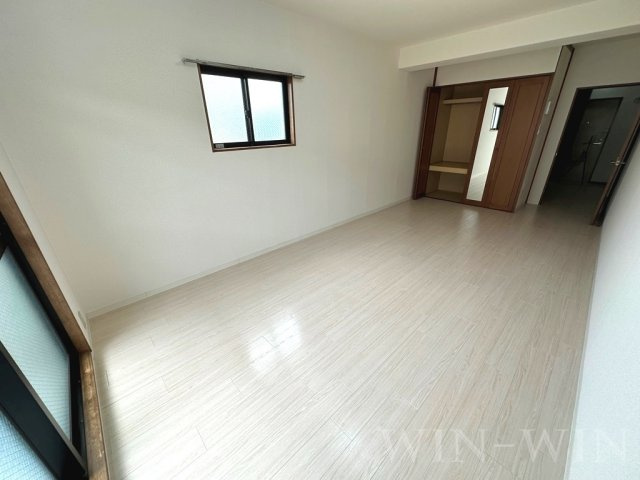 シャンテ豊橋の居間・リビング