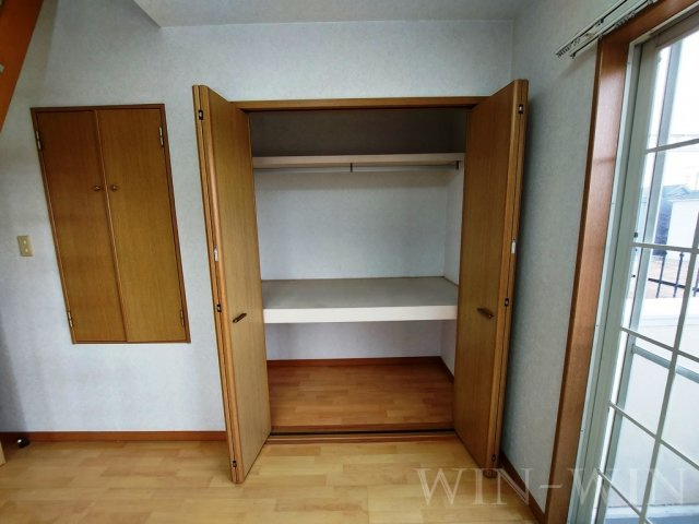 フリューゲル B棟の収納