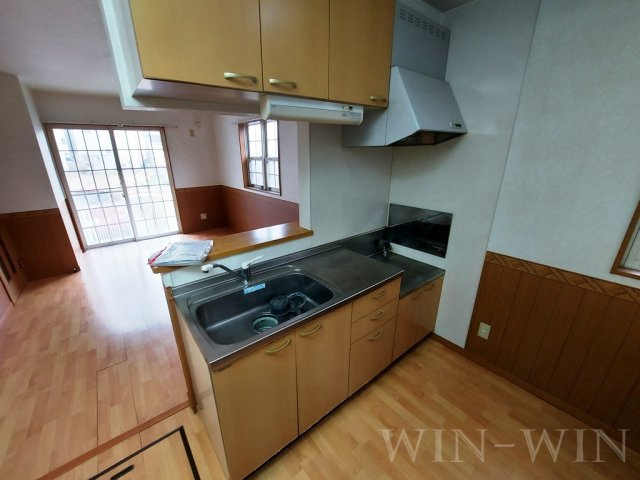 フリューゲル B棟のキッチン