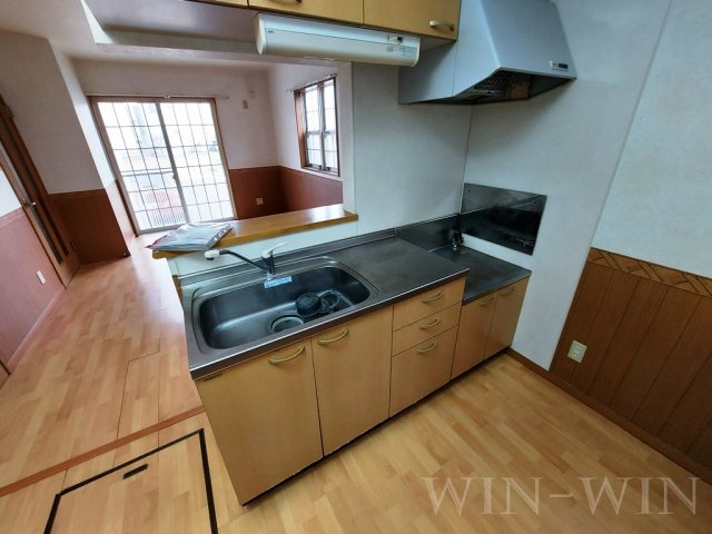 フリューゲル B棟のキッチン