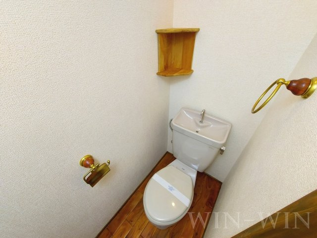 セザンヌ内張のトイレ