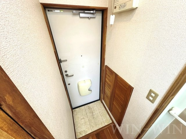 セザンヌ下地の玄関