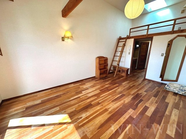 セザンヌ下地の寝室