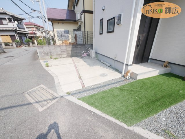 加古川市野口町野口　中古戸建の駐車場