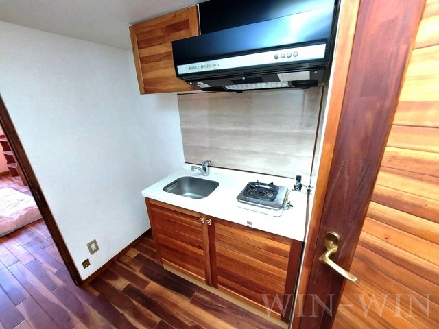 セザンヌ下地のキッチン