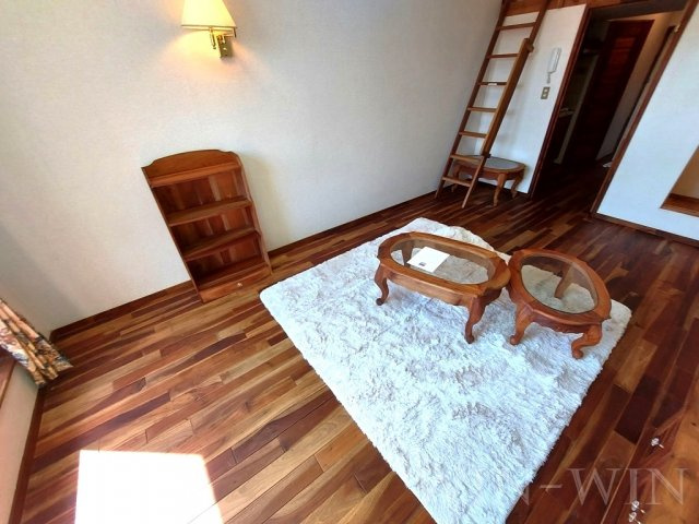 セザンヌ下地の居間・リビング