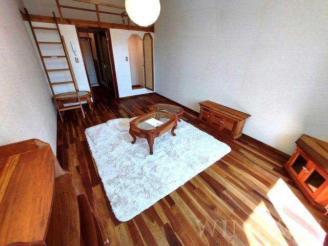 セザンヌ下地の居間・リビング