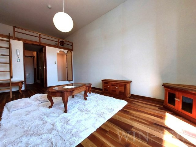 セザンヌ下地の居間・リビング