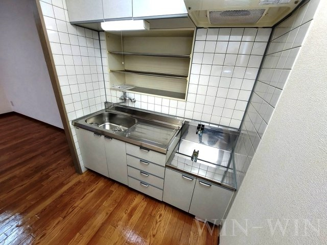 NH菰口のキッチン