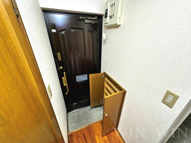 セザンヌ内張の玄関