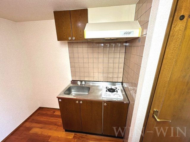 セザンヌ内張のキッチン