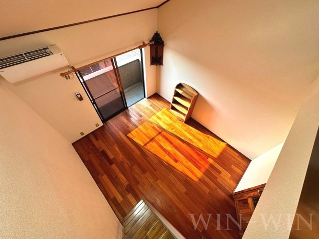 セザンヌ内張の内装