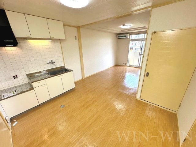 サンコーポの居間・リビング|イメージ（同建物内別部屋の写真です）