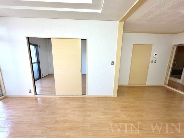 サンコーポの居間・リビング|イメージ（同建物内別部屋の写真です）