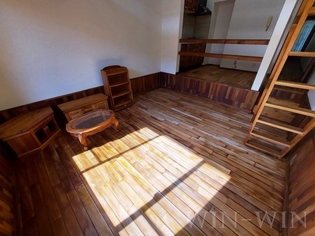 セザンヌ原町の居間・リビング