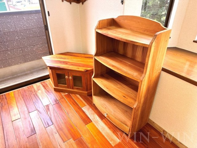 セザンヌ内張の設備
