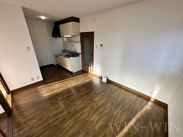 サンアルカディアSの居間・リビング