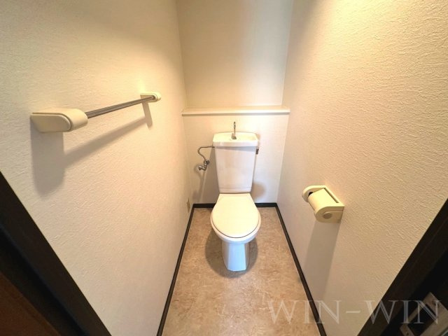 エスポア曙のトイレ|イメージ（同建物内別部屋の写真です）