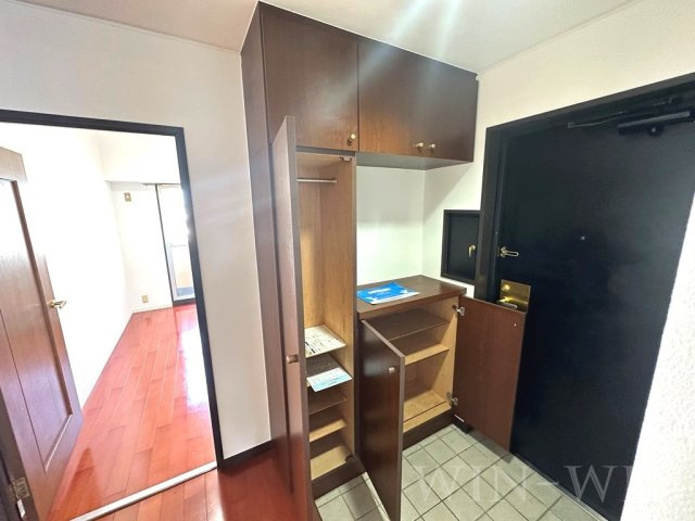 エスポア曙の玄関|イメージ（同建物内別部屋の写真です）