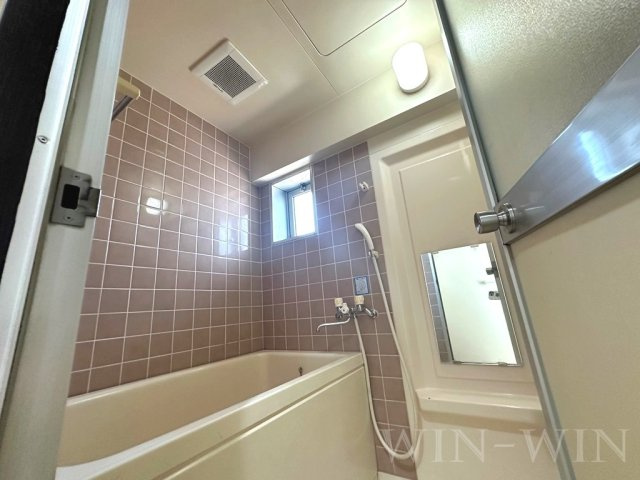 エスポア曙の浴室|イメージ（同建物内別部屋の写真です）