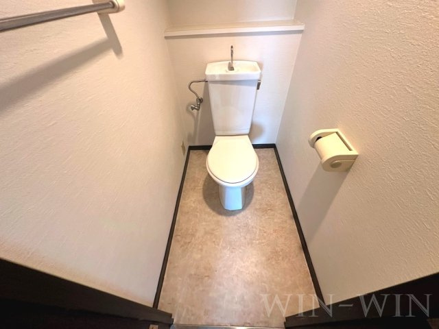 エスポア曙のトイレ|イメージ（同建物内別部屋の写真です）