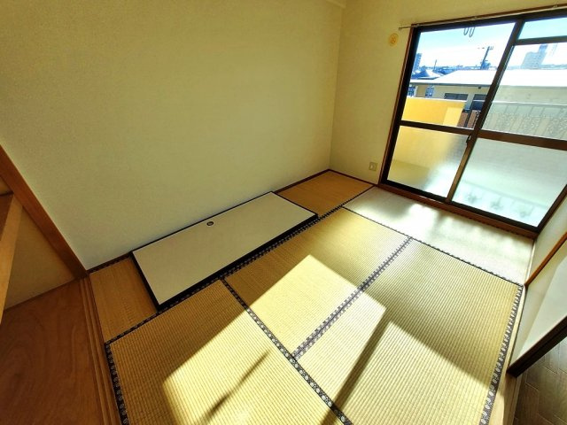 サンアルカディアSの和室