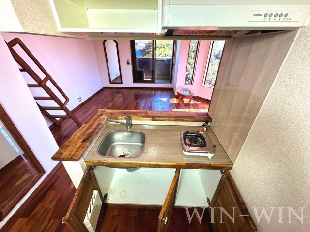 セザンヌ大岩 2のキッチン