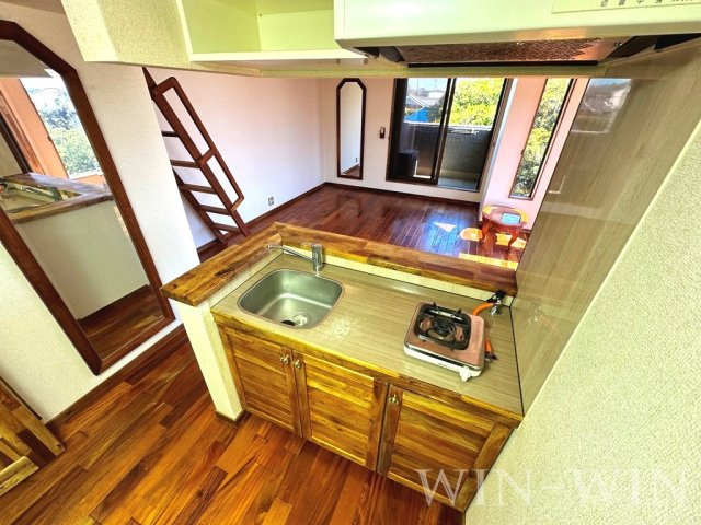 セザンヌ大岩 2のキッチン