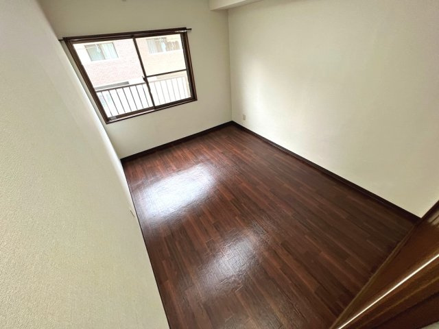 WEST COURT S棟の寝室|イメージ（同建物内別部屋の写真です）