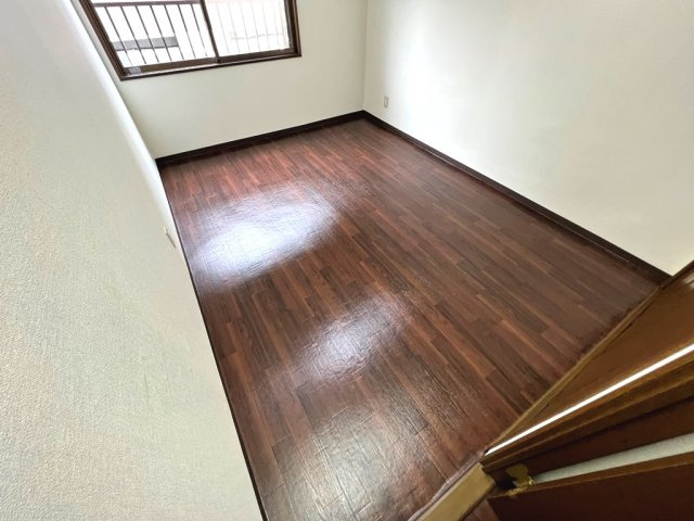 WEST COURT S棟の寝室|イメージ（同建物内別部屋の写真です）