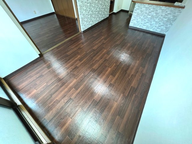 WEST COURT S棟の居間・リビング|イメージ（同建物内別部屋の写真です）